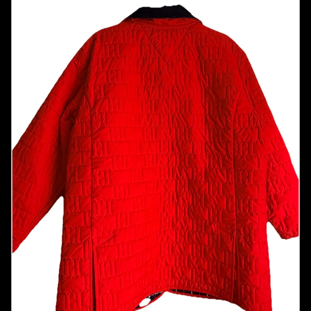 TOMMY HILFIGER Women’s Red Quilted Barn Jacket Black Corduroy Collar Sz 1X - Picture 2 of 8